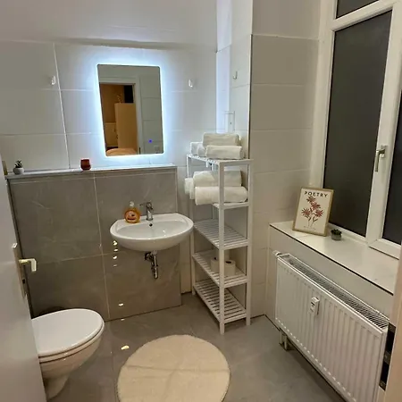 Fuer 4 Personen - Celine - Erstbezug! *